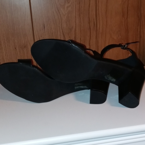 NWOT J. Adams Elaine size 10 with 3.5"heel  black leather Upper - Picture 6 of 12